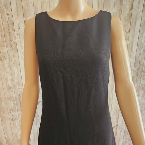 Karl Lagerfeld dress - Picture 2 of 11